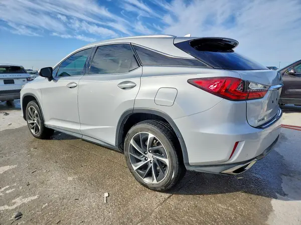 2T2ZZMCA5HC091045 2017 LEXUS RX - Image 2