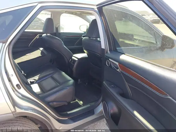 2T2ZZMCA5JC093898 2018 LEXUS RX - Image 8
