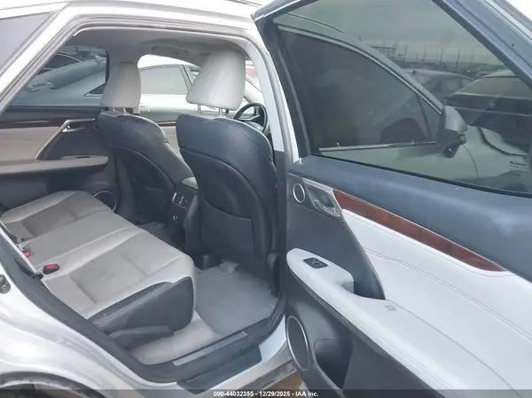 2T2ZZMCA5JC096106 2018 LEXUS RX - Image 8