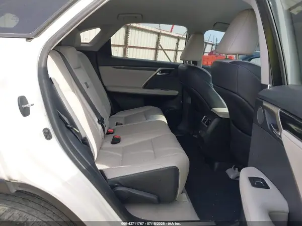 2T2ZZMCA5JC110361 2018 LEXUS RX - Image 8