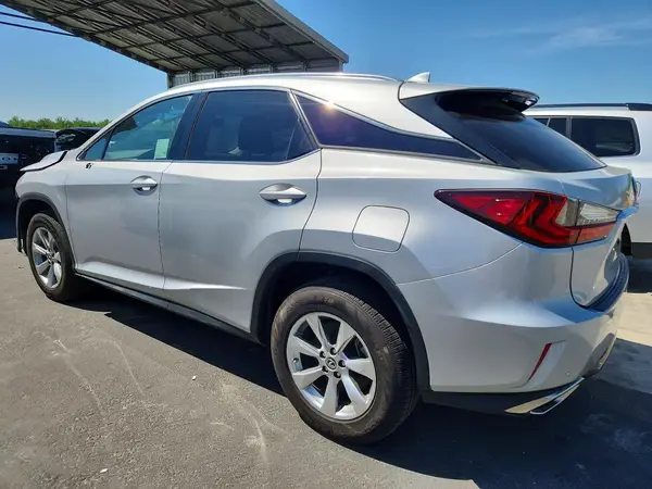 2T2ZZMCA5JC115642 2018 LEXUS RX - Image 2