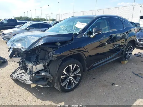 2T2ZZMCA5KC140655 2019 LEXUS RX - Image 2