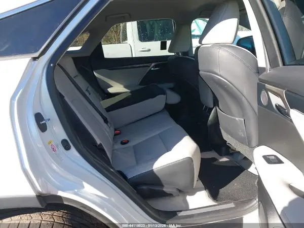 2T2ZZMCA6HC051816 2017 LEXUS RX - Image 8