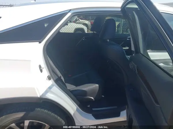 2T2ZZMCA6HC065196 2017 LEXUS RX - Image 8