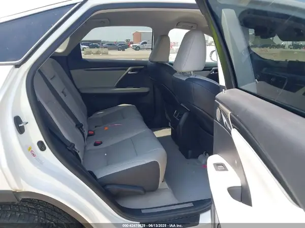 2T2ZZMCA6HC081723 2017 LEXUS RX - Image 8