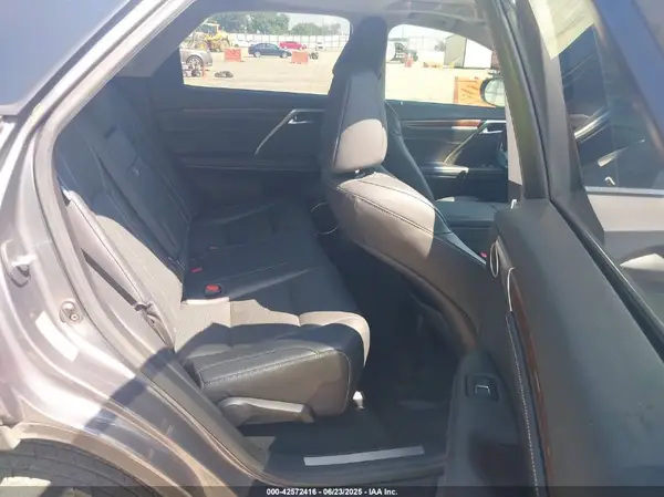 2T2ZZMCA6HC081995 2017 LEXUS RX - Image 8