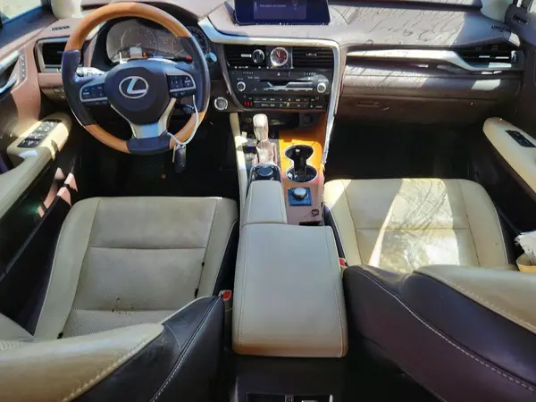 2T2ZZMCA6HC082970 2017 LEXUS RX - Image 8