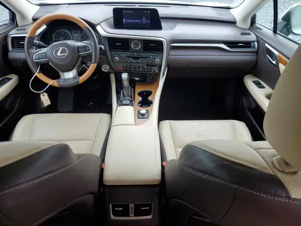 2T2ZZMCA6JC100227 2018 LEXUS RX - Image 8