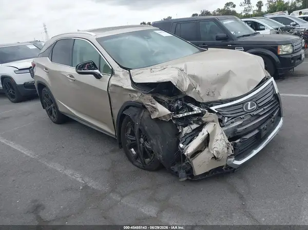 2T2ZZMCA6JC105220 2018 LEXUS RX - Image 1