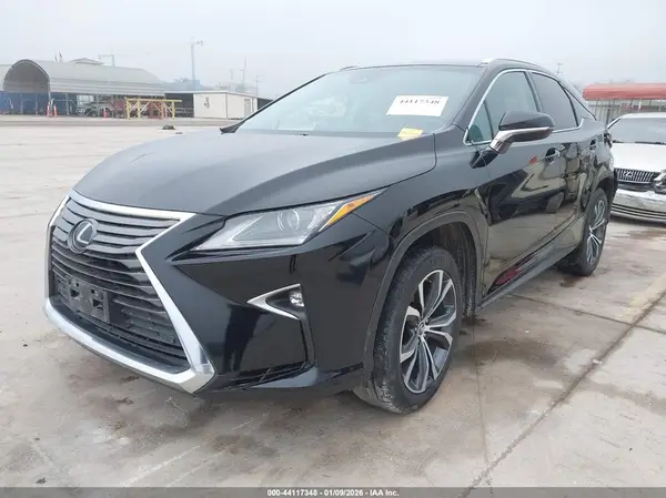2T2ZZMCA6JC105802 2018 LEXUS RX - Image 2