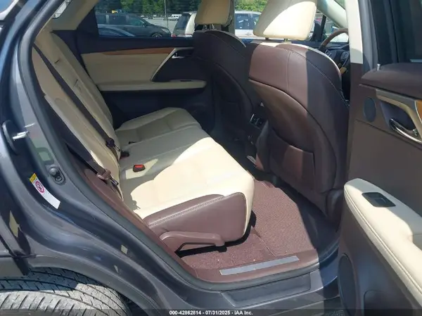2T2ZZMCA6KC119619 2019 LEXUS RX - Image 8