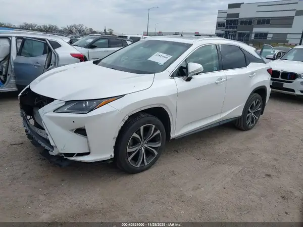 2T2ZZMCA6KC127817 2019 LEXUS RX - Image 2