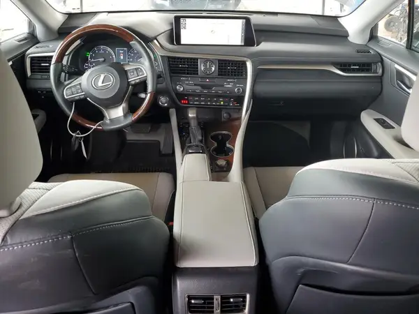 2T2ZZMCA6KC133259 2019 LEXUS RX - Image 8