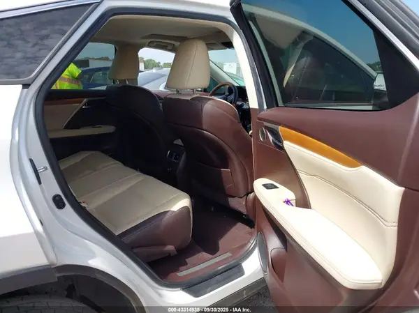 2T2ZZMCA7HC049329 2017 LEXUS RX - Image 8
