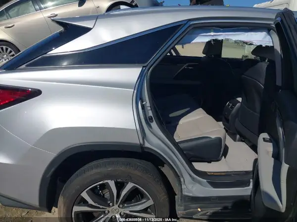 2T2ZZMCA7HC053865 2017 LEXUS RX - Image 8
