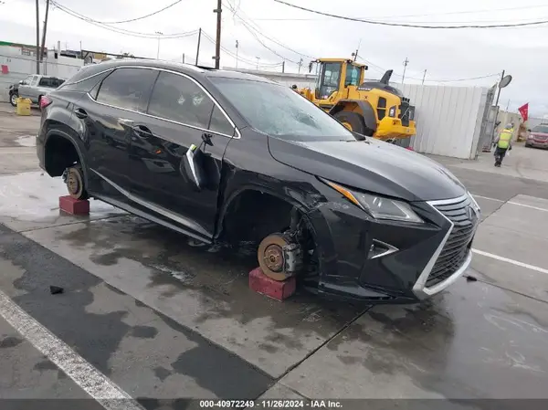 2T2ZZMCA7HC083870 2017 LEXUS RX - Image 1