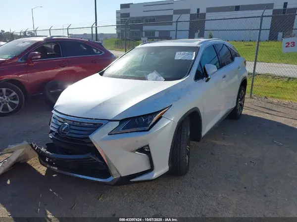 2T2ZZMCA7JC093210 2018 LEXUS RX - Image 2