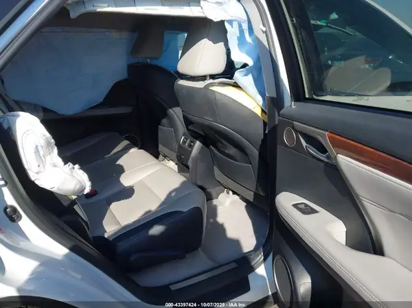 2T2ZZMCA7JC093210 2018 LEXUS RX - Image 8