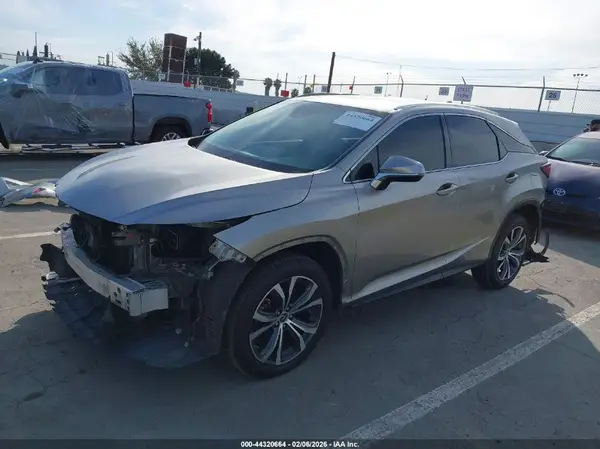 2T2ZZMCA7JC093269 2018 LEXUS RX - Image 2