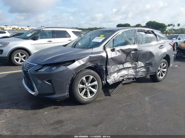 2T2ZZMCA7JC095149 2018 LEXUS RX - Image 2
