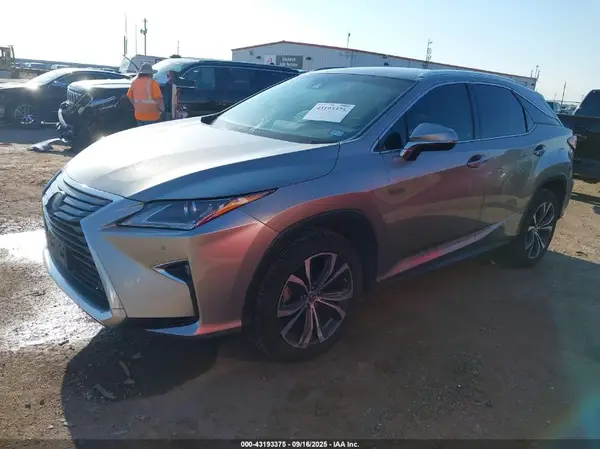 2T2ZZMCA7JC097404 2018 LEXUS RX - Image 2