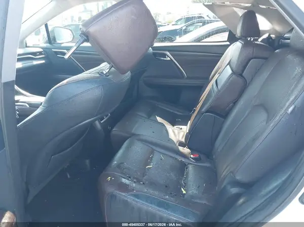 2T2ZZMCA7JC109213 2018 LEXUS RX - Image 8