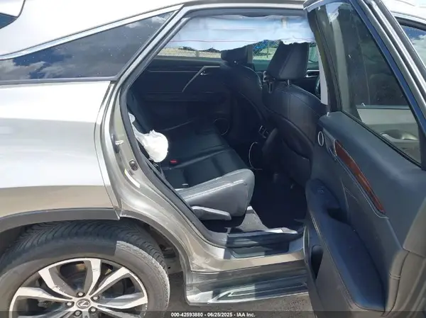 2T2ZZMCA7JC115609 2018 LEXUS RX - Image 8