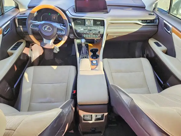 2T2ZZMCA7KC120469 2019 LEXUS RX - Image 8