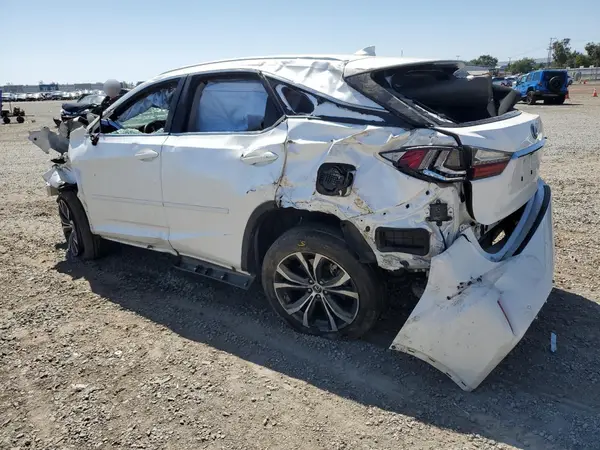 2T2ZZMCA7KC120617 2019 LEXUS RX - Image 2