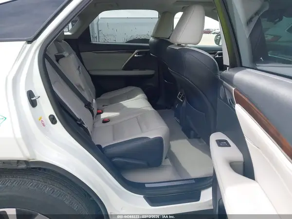 2T2ZZMCA7KC130676 2019 LEXUS RX - Image 8