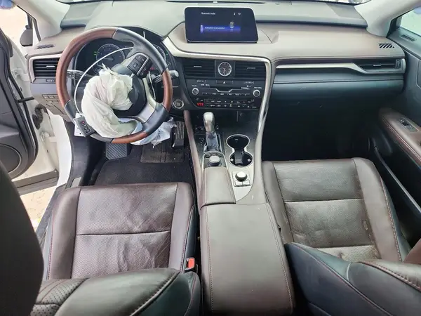 2T2ZZMCA7KC135909 2019 LEXUS RX - Image 8