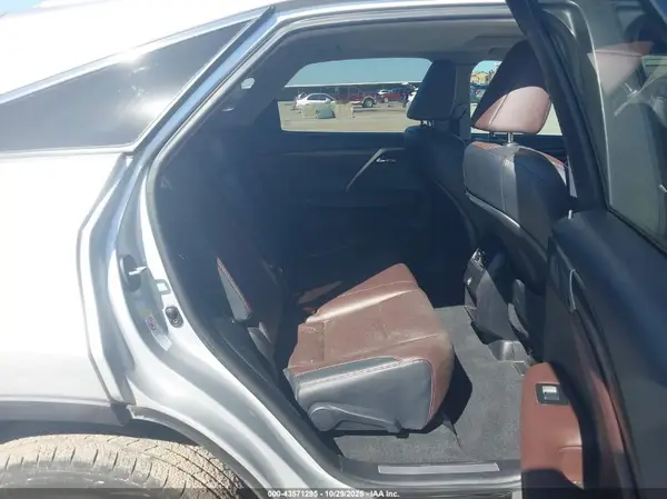 2T2ZZMCA7KC136090 2019 LEXUS RX - Image 8