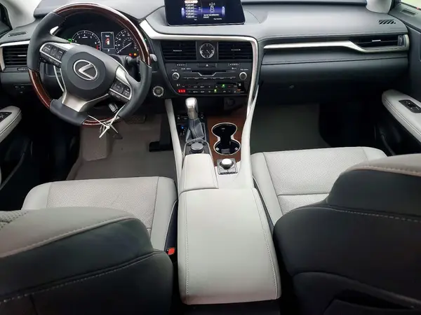 2T2ZZMCA7KC138101 2019 LEXUS RX - Image 8
