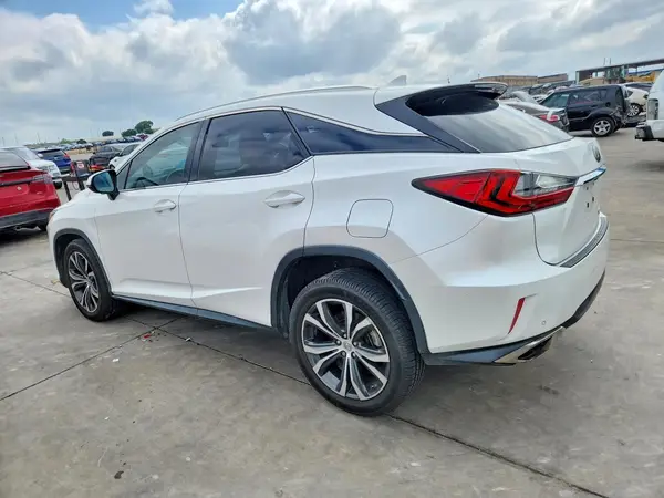 2T2ZZMCA8GC012935 2016 LEXUS RX - Image 2