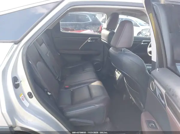 2T2ZZMCA8GC016001 2016 LEXUS RX - Image 8
