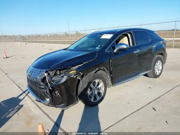 2T2ZZMCA8HC046245 2017 LEXUS RX - Image 2