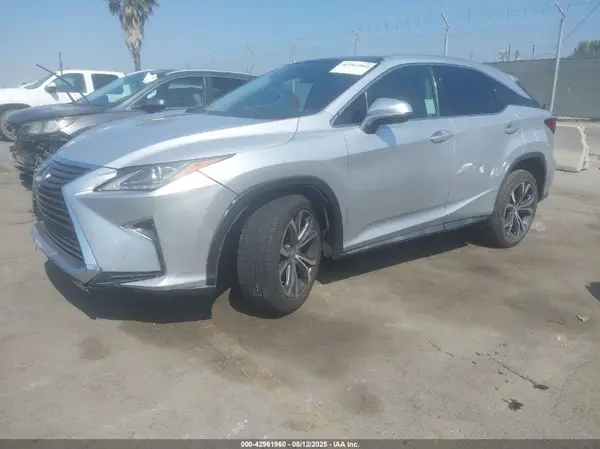2T2ZZMCA8HC047413 2017 LEXUS RX - Image 2
