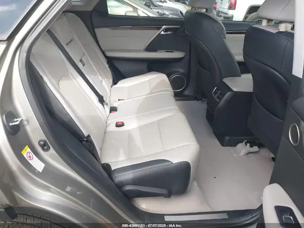 2T2ZZMCA8HC062171 2017 LEXUS RX - Image 8