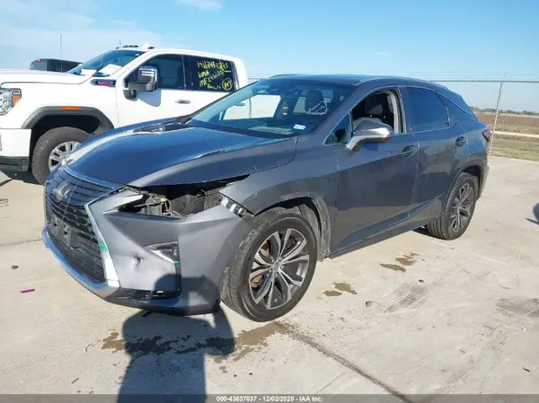 2T2ZZMCA8HC068472 2017 LEXUS RX - Image 2
