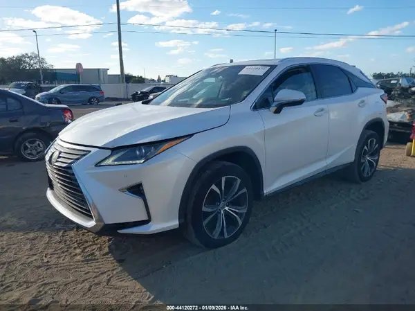 2T2ZZMCA8HC069685 2017 LEXUS RX - Image 2