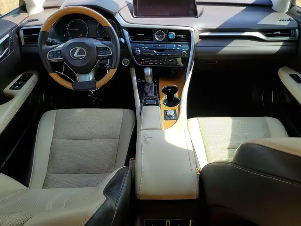 2T2ZZMCA8HC093064 2017 LEXUS RX - Image 8