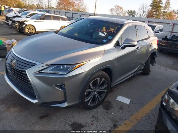 2T2ZZMCA8JC093541 2018 LEXUS RX - Image 2