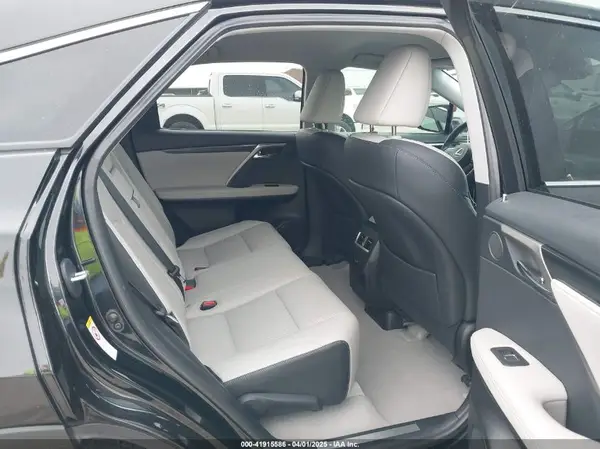 2T2ZZMCA8JC096908 2018 LEXUS RX - Image 8