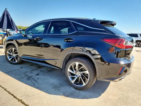 2T2ZZMCA8JC110614 2018 LEXUS RX - Image 2