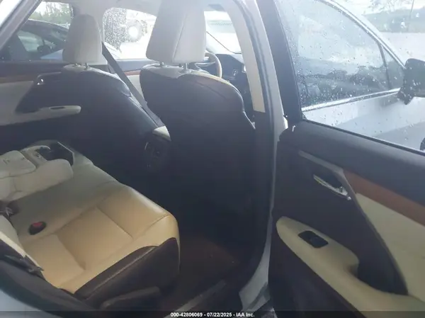 2T2ZZMCA8JC115022 2018 LEXUS RX - Image 8