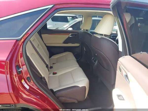 2T2ZZMCA8JC116560 2018 LEXUS RX - Image 8