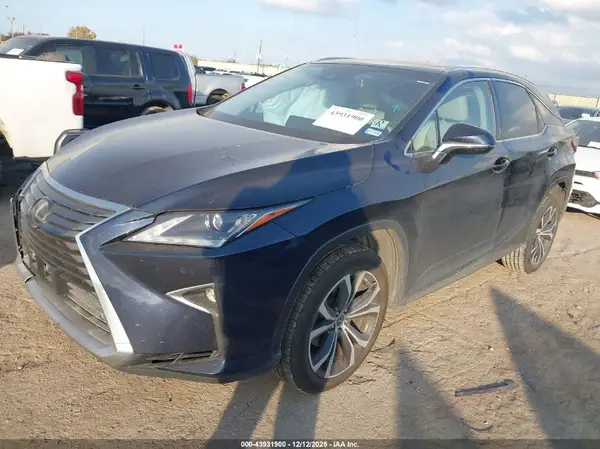2T2ZZMCA9JC104868 2018 LEXUS RX - Image 2