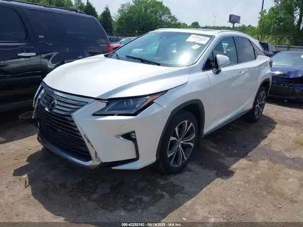 2T2ZZMCA9KC128962 2019 LEXUS RX - Image 2