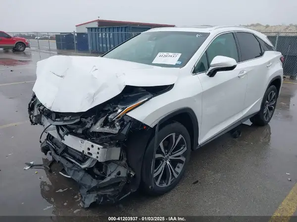 2T2ZZMCA9KC135264 2019 LEXUS RX - Image 2