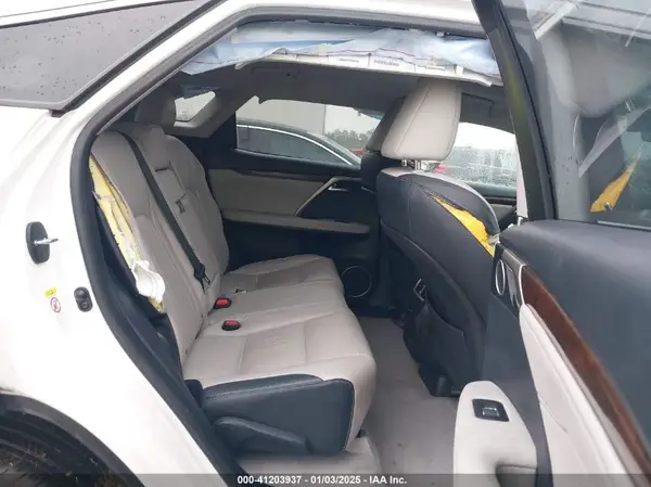 2T2ZZMCA9KC135264 2019 LEXUS RX - Image 8